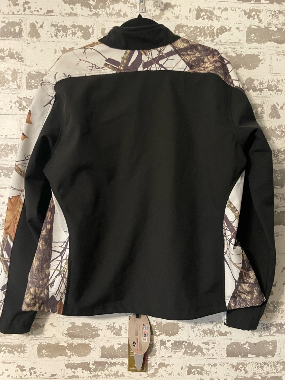 Mossy Oak Black Softshell Jacket with Camo Sleeves and Pink Logo large 12/14 - Picture 5 of 9